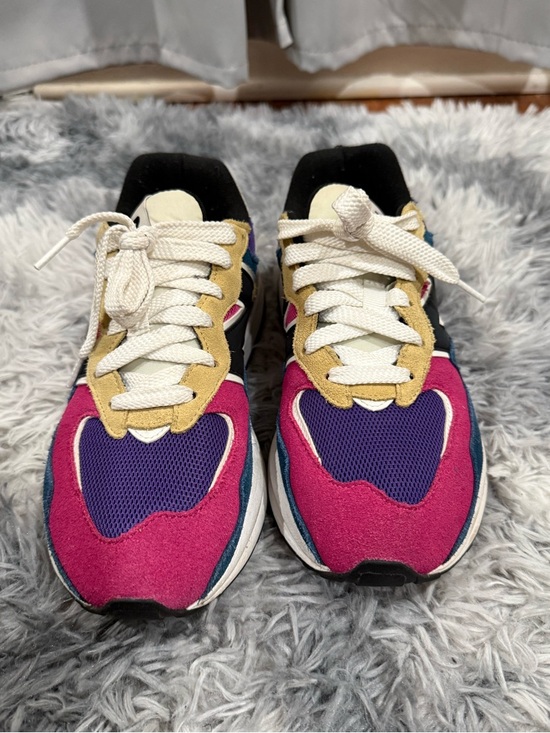 New Balance Other - Men’s New Balance Multicolor Running Sneakers in Black, Pink & Purple